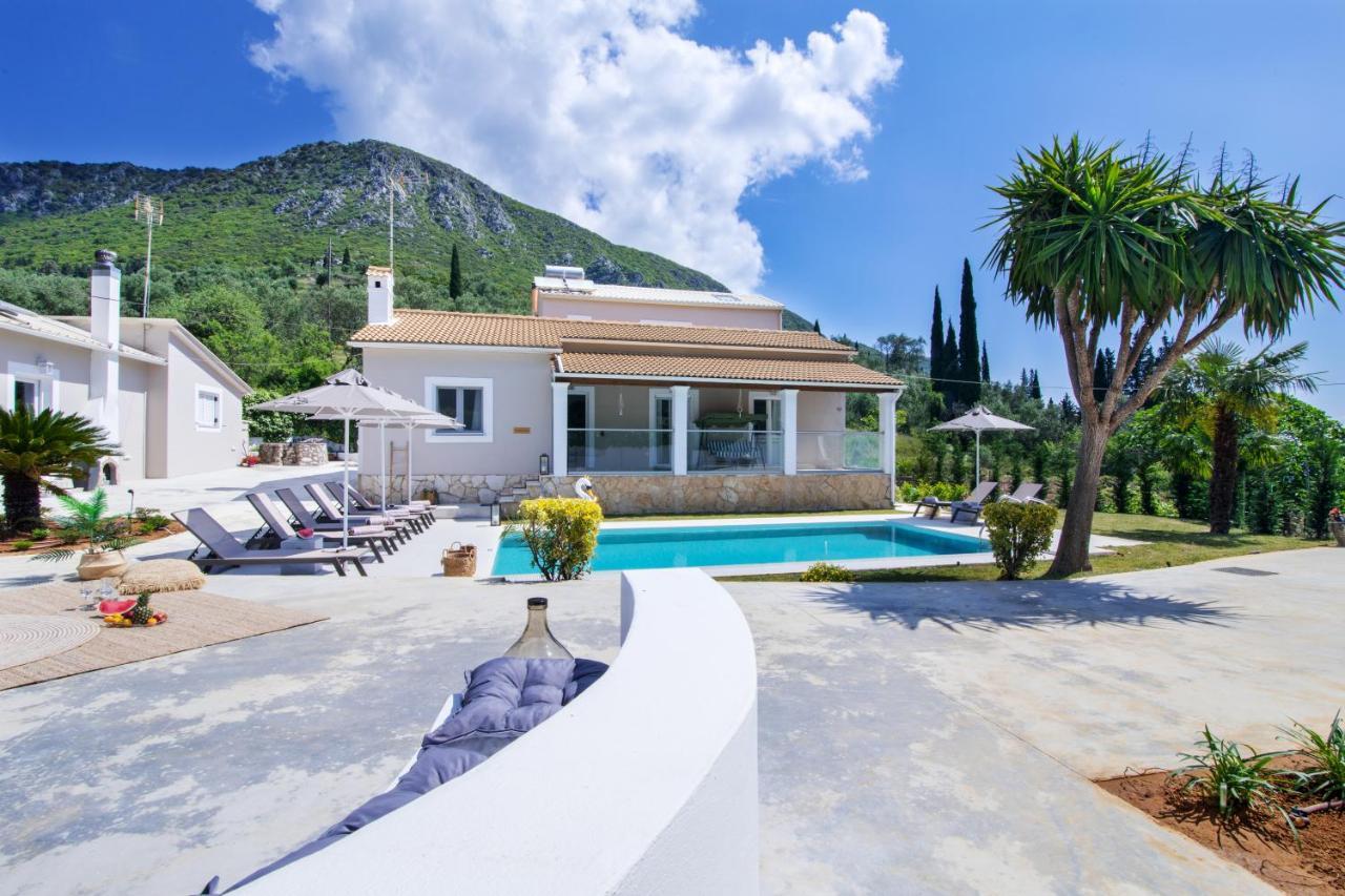 Grande Terra Villas With Swimming Pool Spartylas Buitenkant foto